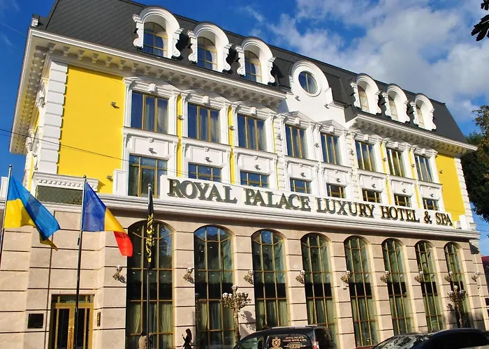 Royal Palace Luxury And SpaГотель